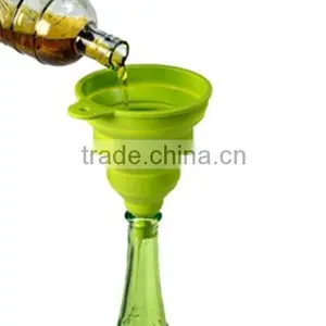 Youngsilicone Foldable Silicone Funnel Silicone Funnel Foldable Silicone Funne thumbnail-3