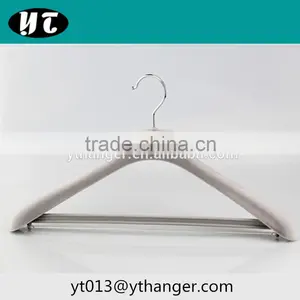 Luxury Grey Color Clothes Plastic Hanger Coat Rubber Hanger With Trousers Clip thumbnail-4
