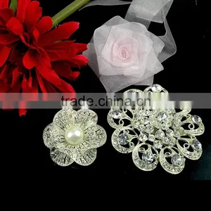 Best Price Zinc Alloy Vintage Flower Rhinestone Crystal Strass Brooch Pins , Crystal Rhinestone Strass Brooch in Colors thumbnail-2
