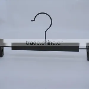 Black Plastic Pant Bottom Tourser Clip Hanger With Black Hook on Wholesale thumbnail-4