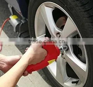 2000kgs 12 Volt Electric Hydraulic Car Jack thumbnail-4