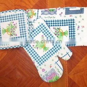 Printed Cotton Kitchen Oven Mitts Set With Towel and Pot Holder Bulk Buy From China thumbnail-2