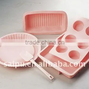 Silicone Cake Mould thumbnail-1