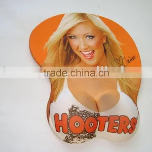 Mouse Pad thumbnail-1