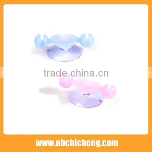Lovely Household Plastic Suction Toothbrush Holder thumbnail-1