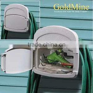 Hose Hang Out thumbnail-1
