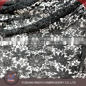 2016 Foshan the Most Professional Embroidery Factory 100% Polyester Chemical White and Black Chantilly Lace thumbnail-3