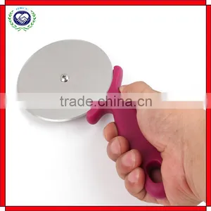 Hot Selling Stainless Steel Pizza Wheel and Cutter thumbnail-1