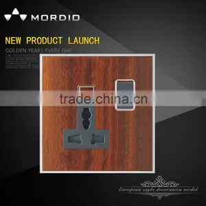 2016 Newest British Standard Wooden Color 13A MF Switched Socket thumbnail-2