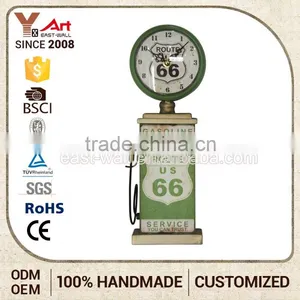 Newest Design Fancy Acryl Metal Wall Clock In Wheel Shape Product thumbnail-1