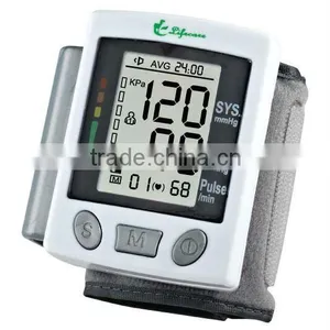 CE Approved Wrist Type Automatic Sphygmomanometer thumbnail-1