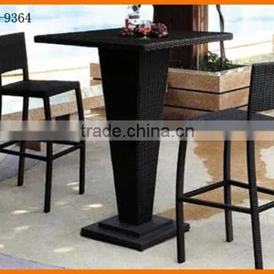 2 Person Seat Rattan Bar Set thumbnail-1