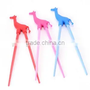 Wholesale Stock Small Order Cartoon Giraffe Multifunctional Children Training Chopsticks thumbnail-1