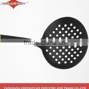 2014 Hot Sale Good Quality Colorful Nylon Kitchen Tool With Heart Shaped Handle thumbnail-5