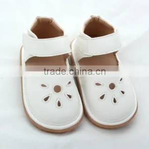 White New Design Hot Sales Wholesale Squeaky Shoes for Little Girls thumbnail-1