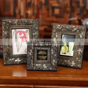 Top Quality Western-style Wall Decorative Archaistic Wooden Picture Rahmen Handmade Antique Natural Solid Wood Photo Frame thumbnail-1