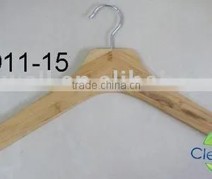 DJ911-15 Wooden Hangers thumbnail-1