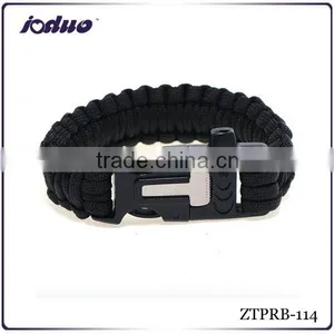 2016 New Design Handwoven Survival Paracute Bracelet With Flint and Whistle thumbnail-1