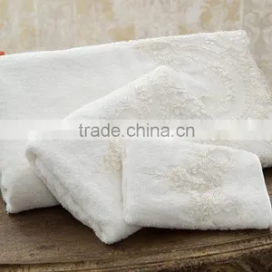 ANNA LUCIA HANDMADE TOWEL thumbnail-1