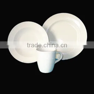 Embossed White Porcelain Dinner Set thumbnail-1