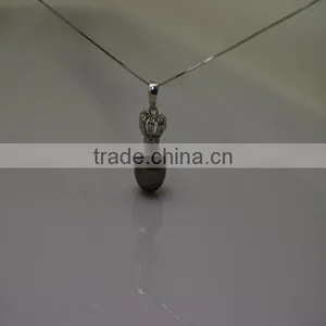 9-10mm Single Black Tahitian Pearl Pendant Necklace thumbnail-1