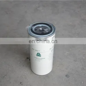 China Primary Sinotruk Howo Truck Spare Parts VG1540080211 Fuel Filter thumbnail-1