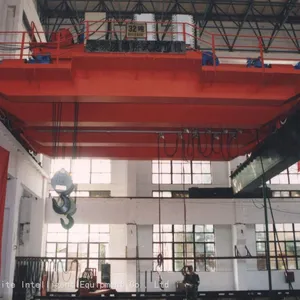 Advanced Crane Technology: Triple-Hook System Maximizes Efficiency thumbnail-2