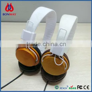 High Competitive Overhead Wood Cover Headphone thumbnail-4