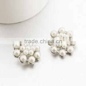 2016 Fashion Bulk Button Pearl Rhinestone Flower Round Buttons thumbnail-1