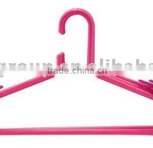 Plastic Clothes Hangers thumbnail-1