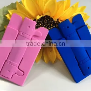 Multi-functional Silicone Cable Winder With Phone Stand thumbnail-4