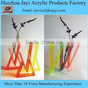 China Manufacturer Wholesale Acrylic Different Colored Glass Vase thumbnail-1