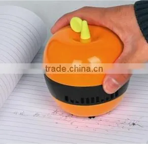 Wholesale Multicolor Mushroom Portable Desk Mini Plastic Apple Vacuum Cleaner thumbnail-3