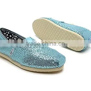 Brand Name Classic Canvas Shoes Excess Inventory for Sale thumbnail-4