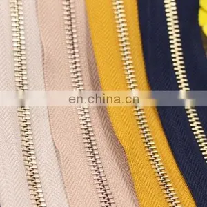 High Quality Polyester Tape Metal Zipper for Jacket thumbnail-6