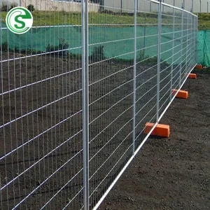 Galvanized Iron Welded Mesh Australia/Canada Powder Coated Temporary Road Fence Barrier thumbnail-2