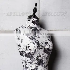 Female Vintage Upper Body Mannequin thumbnail-1