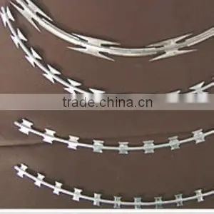Swg Galvanized Barbed Wire thumbnail-1