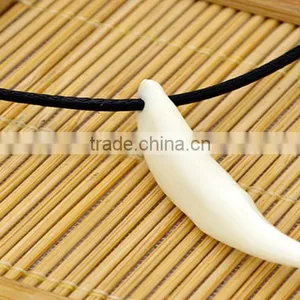 2015 Unique Design Tibet Style Beige Wolf Teeth Pendant Necklace Men Crystal Wolf Tooth Pendant thumbnail-6