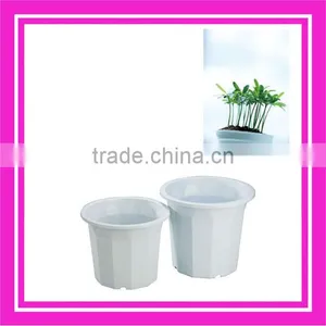 Plastic Pot Garden thumbnail-1