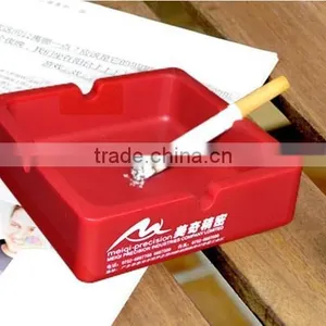 Square Silcone Ashtray thumbnail-1