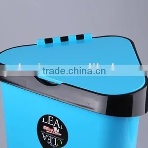 Rubbish Bin Household Garbage Can With Cover/Triangular Plastic Trash Can thumbnail-3