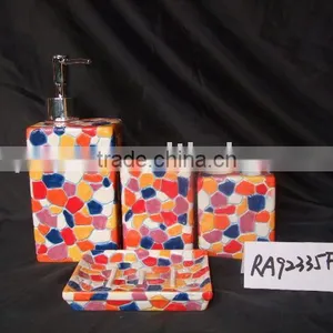 Ceramic Bathroom Set thumbnail-1