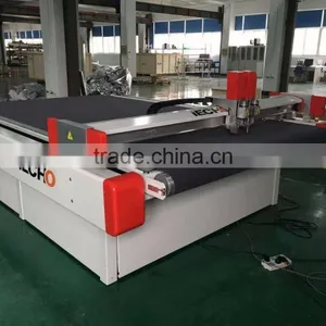 IECHO Upholstery Furniture Leather Cutting Machine thumbnail-1