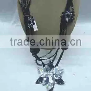 Necklace thumbnail-1