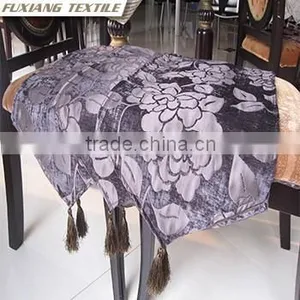 100% Polyester Jacquard Table Runner thumbnail-1