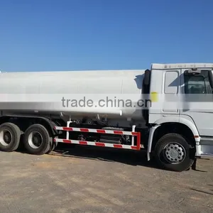SINOTRUK Manufacturer 20000 Liter Water Sprinkler Tank Truck thumbnail-3