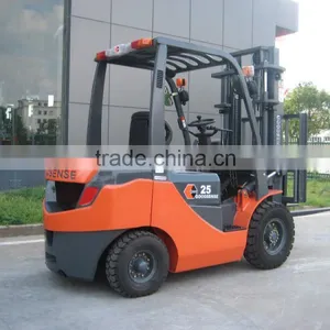 Brand New China 2.5t Mini Forklift With Nissan Engine Gasoline Forklift thumbnail-2