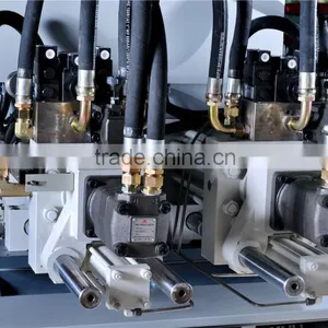 Full-Automatic Static 3 Station 2 Color TPU TR Shoe Sole Making Injection Molding Machine JL-208-3S thumbnail-5