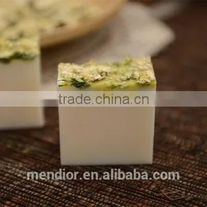 Natural White Chrysanthemum Essential Oil & Goat Milk Handmade Soap Face Cleaning Soap Dry Flower Antiallergic OEM Custom Brand thumbnail-1